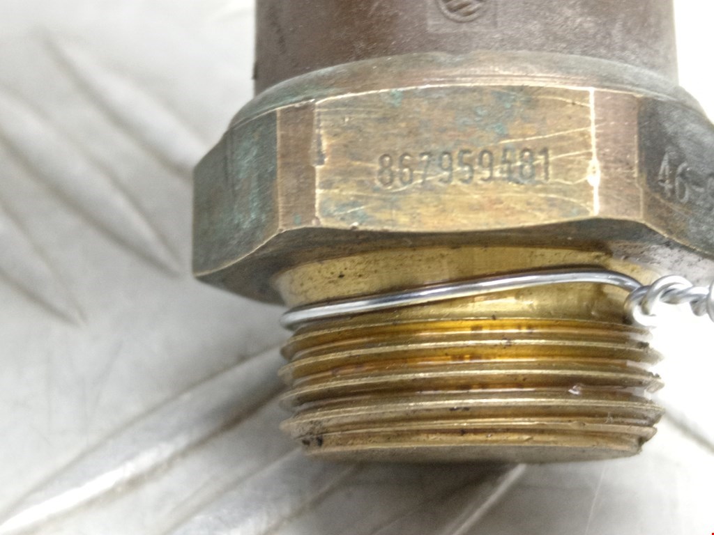 Датчик температуры (охлаждающей жидкости) VOLKSWAGEN Golf III 1991-1997