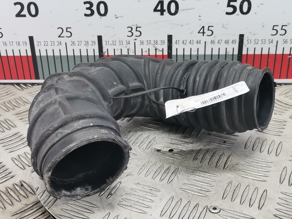 Патрубок воздушного фильтра FORD Fiesta 2001-2008