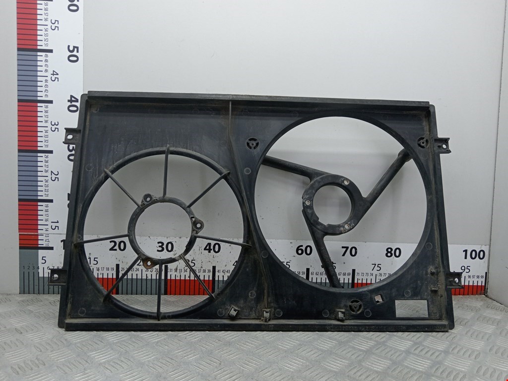 Диффузор (кожух) вентилятора VOLKSWAGEN Golf IV 1997-2003