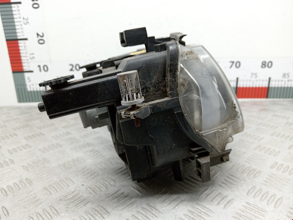 Фара правая BMW 3er E46 1998-2006