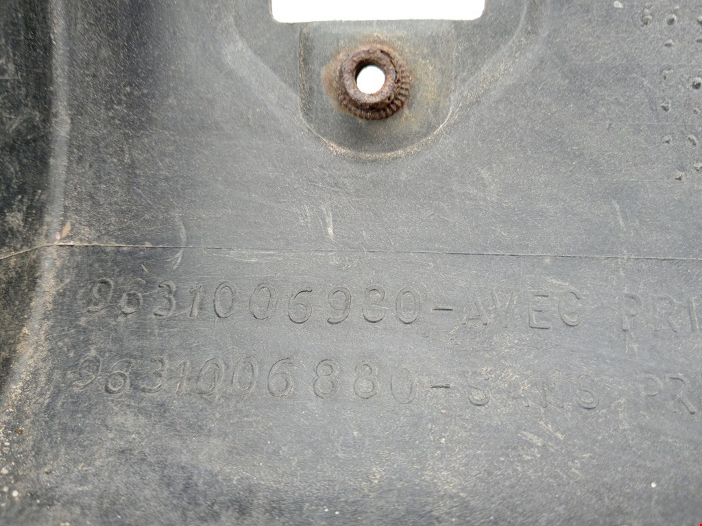 Диффузор (кожух) вентилятора PEUGEOT 206 1998-2012