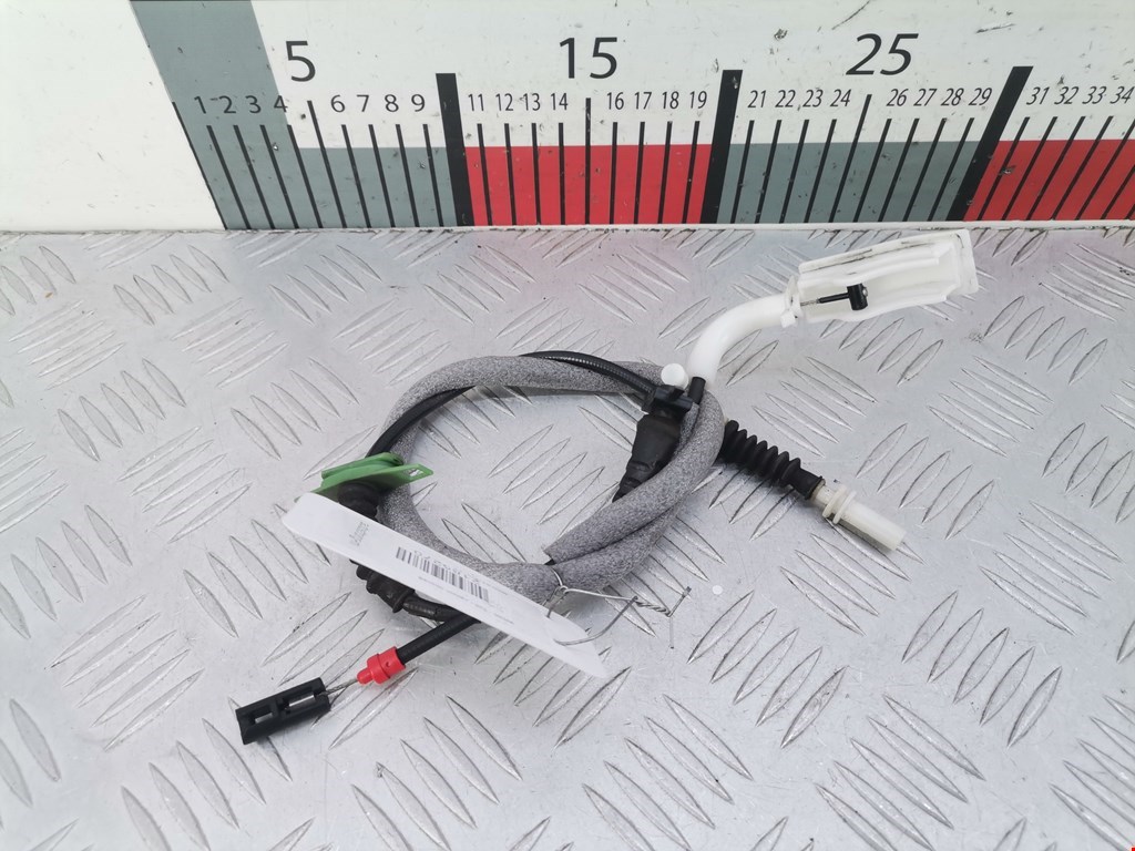 Трос двери задней BMW X3 (E83) (2003-2010)