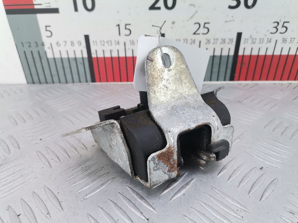 Замок багажника (крышки двери) MERCEDES-BENZ M-Class W163 ML 1997-2005