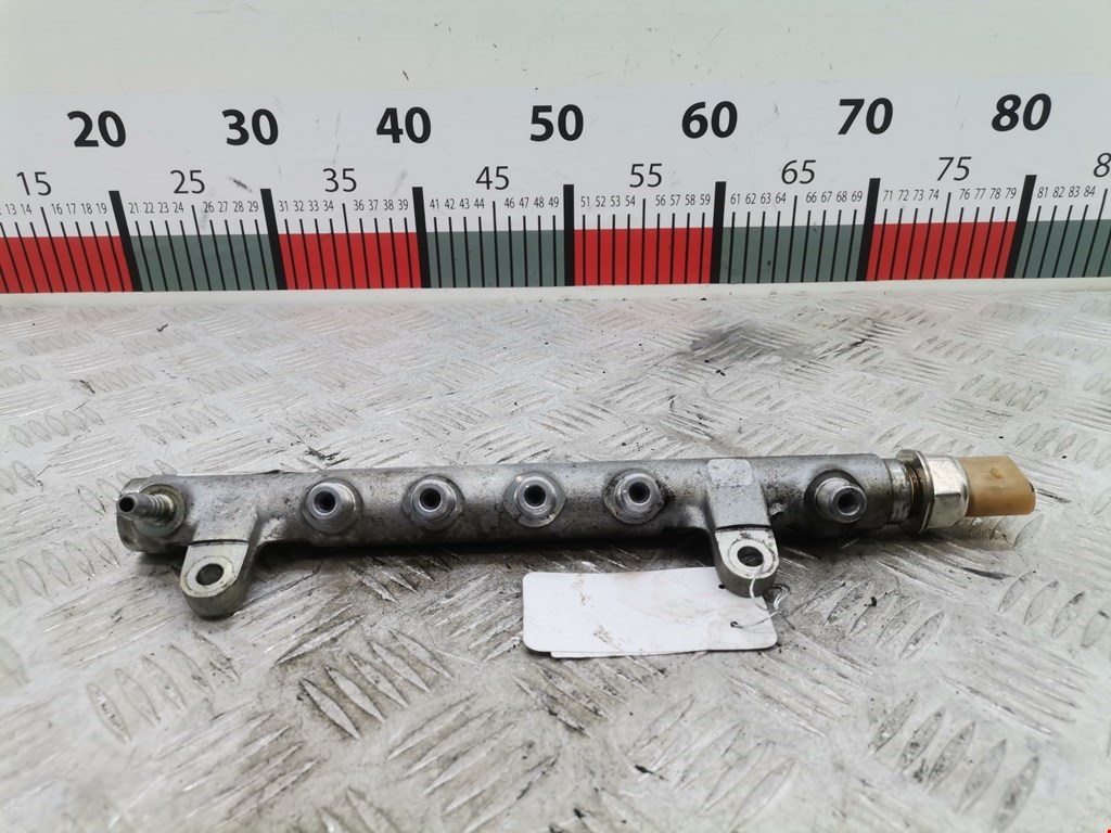 Датчик давления топлива AUDI A4 B8 2007-2015