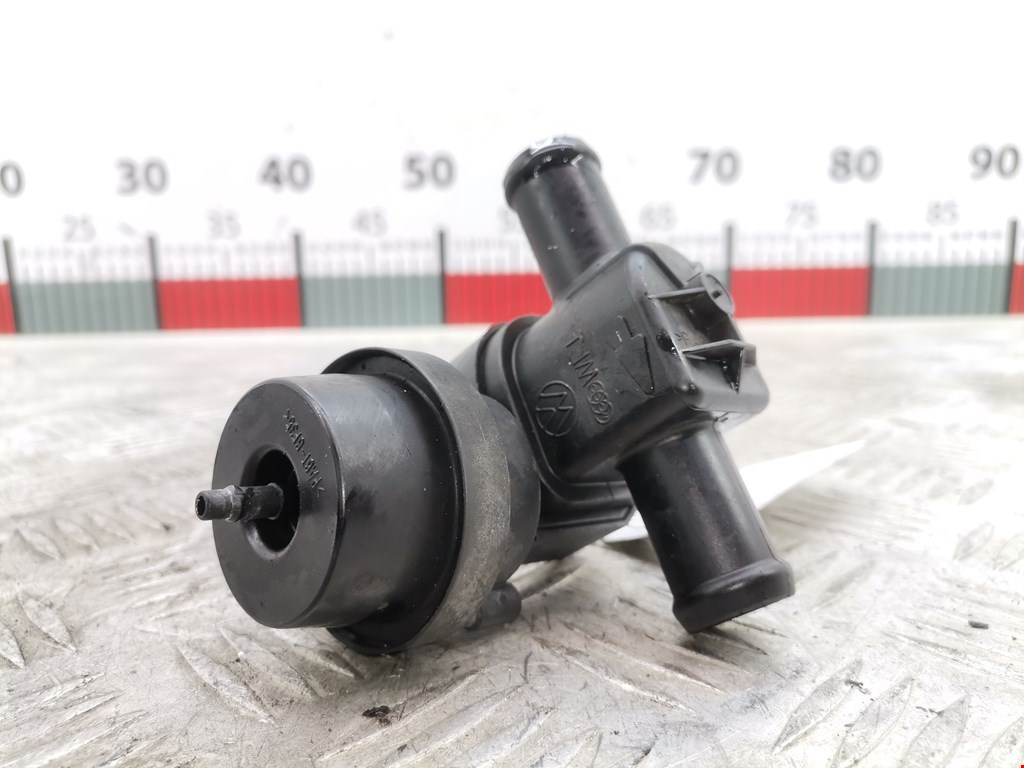 Кран отопителя (печки) Audi A4 B8 (2007-2015)