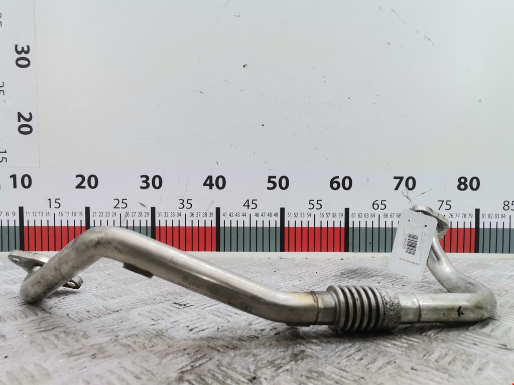 Трубка системы рециркуляции EGR Audi A4 B8 (2007-2015)