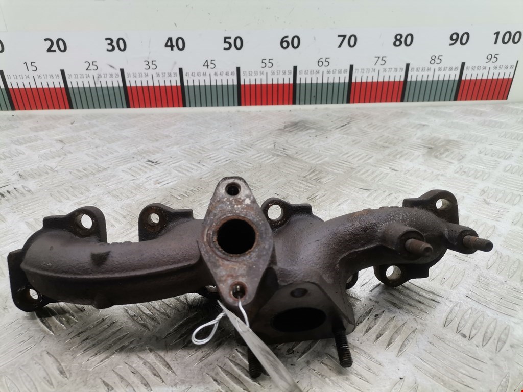 Коллектор выпускной AUDI A4 B8 2007-2015