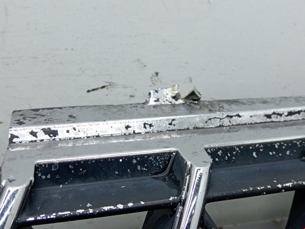 Решетка радиатора MITSUBISHI L200 K6,K7 1996-2006