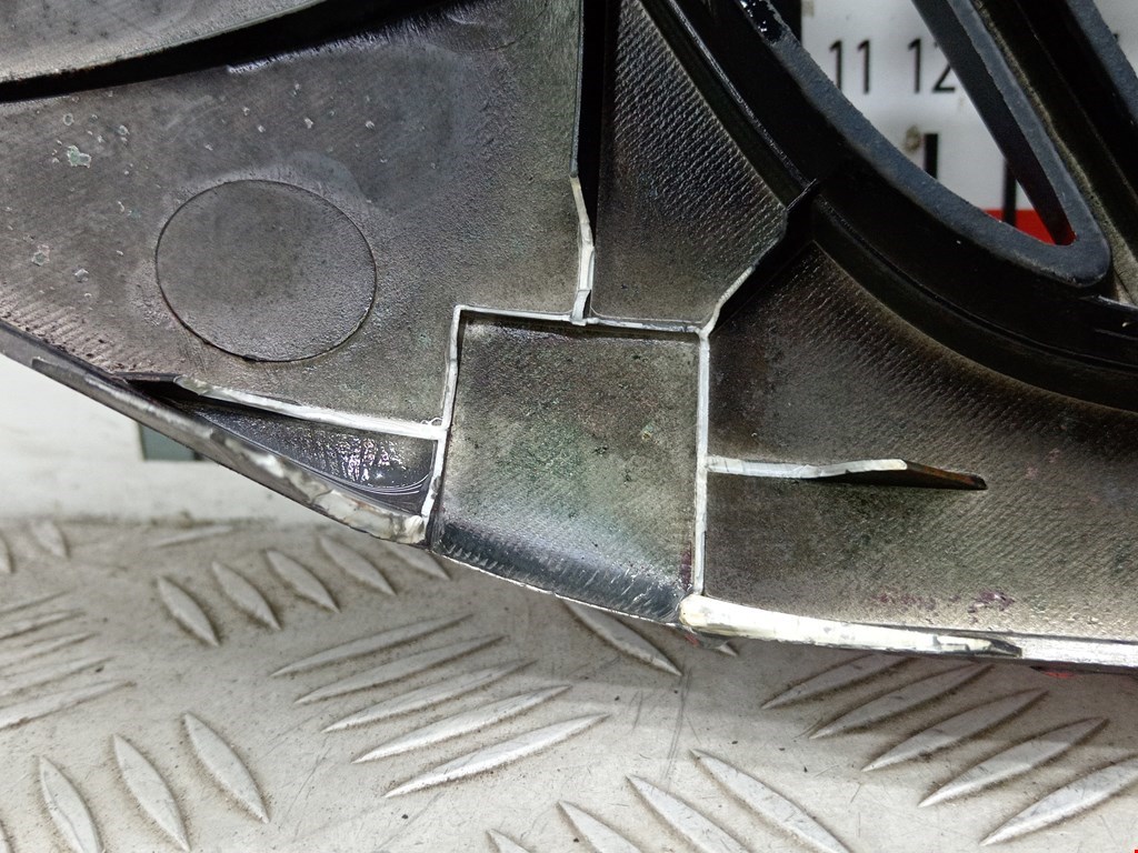 Решетка радиатора MITSUBISHI L200 K6,K7 1996-2006