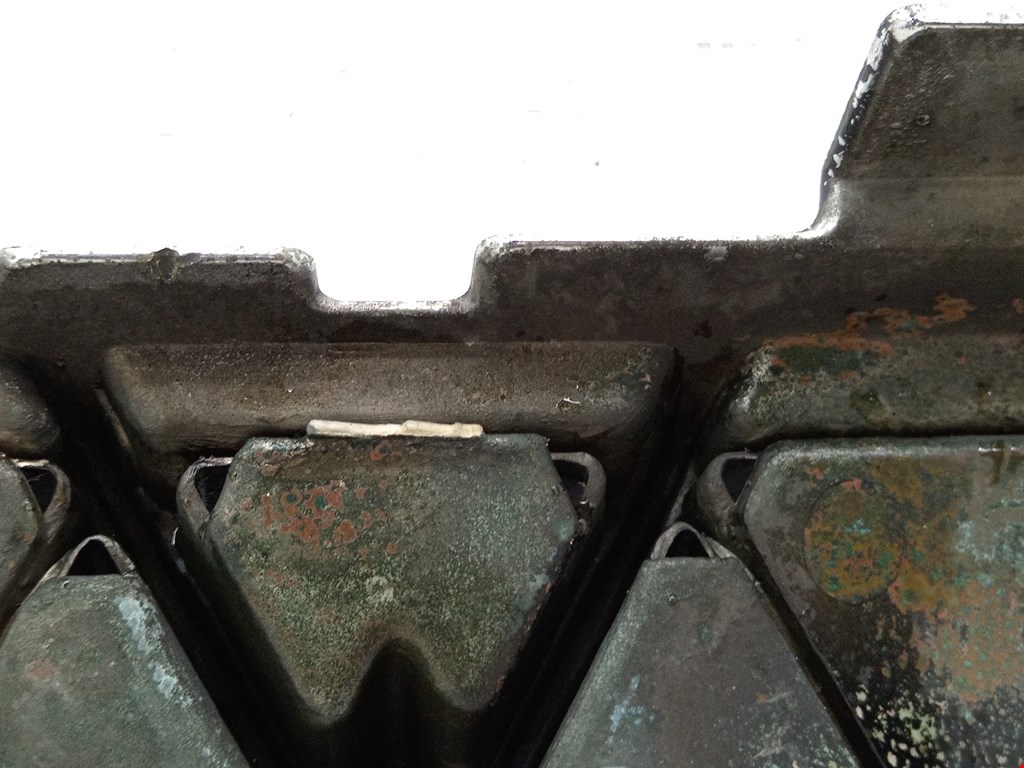 Решетка радиатора MITSUBISHI L200 K6,K7 1996-2006