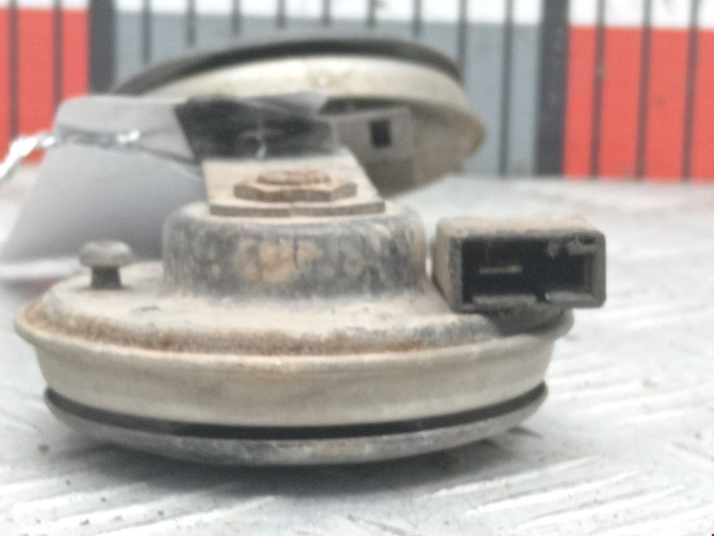 Сигнал звуковой (гудок клаксон) SUBARU Forester II 2002-2008