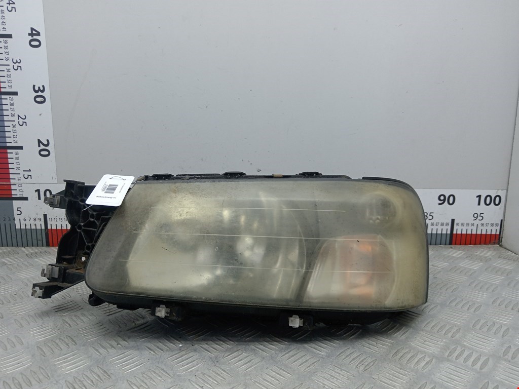 Фара левая Subaru Forester 2 (SG) (2002-2008)