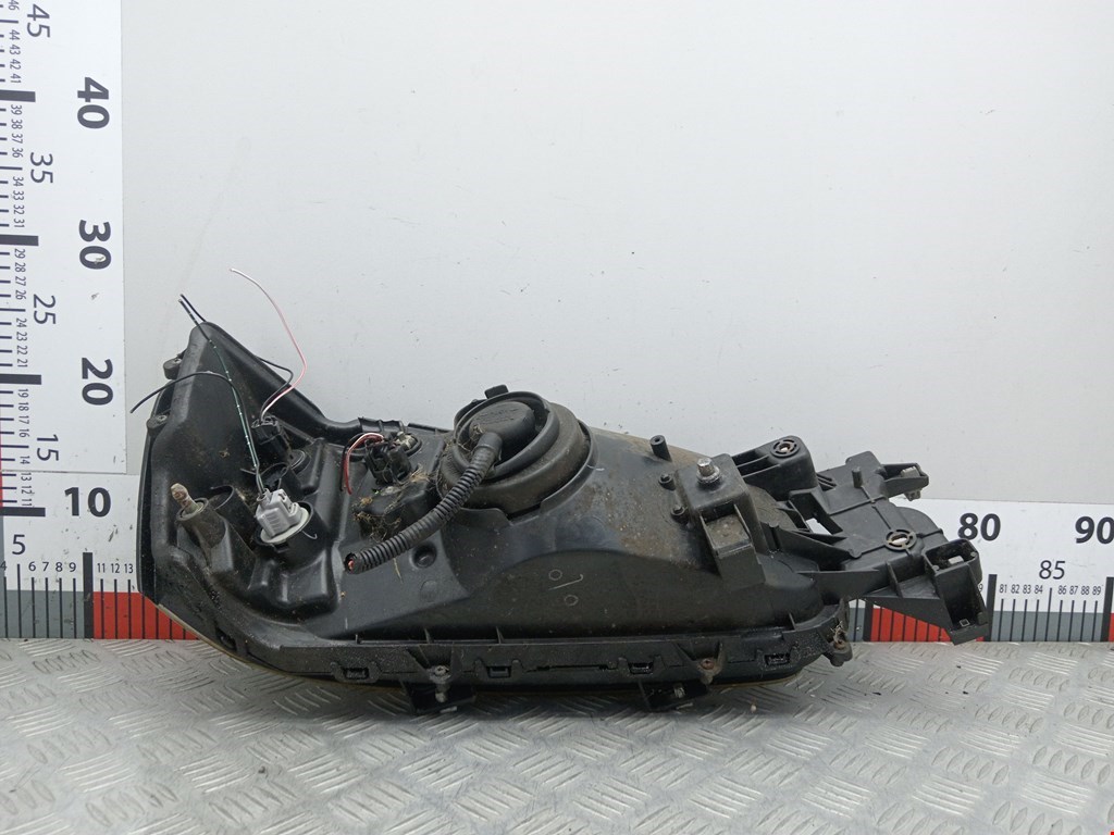 Фара левая SUBARU Forester II 2002-2008