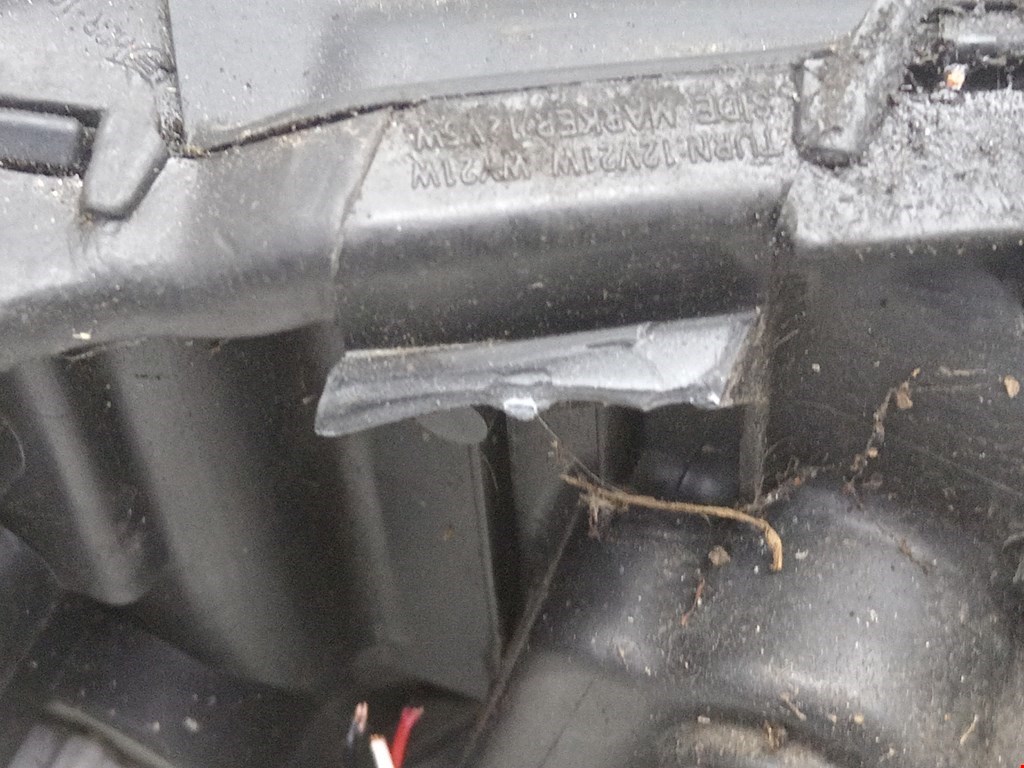 Фара левая SUBARU Forester II 2002-2008