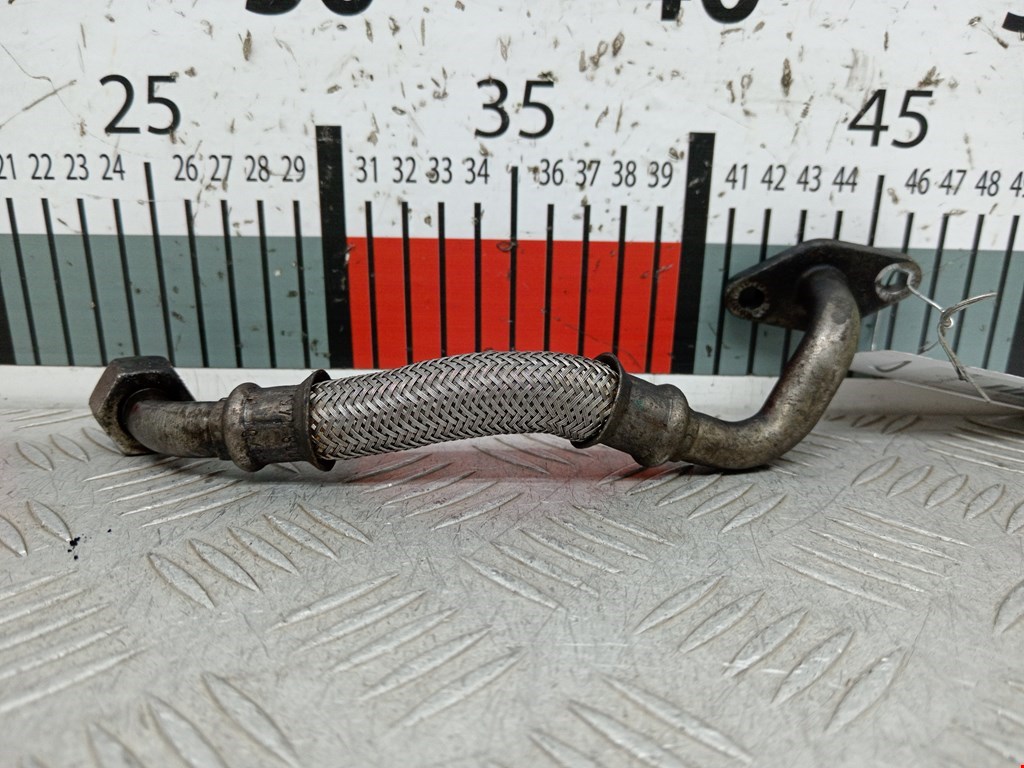 Трубка системы рециркуляции EGR Audi A4 B7 (2004-2009)