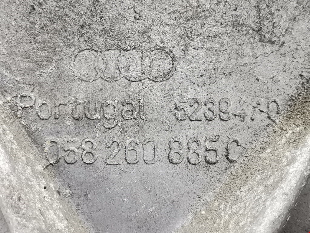 Кронштейн кондиционера AUDI A4 B5 1995-2001