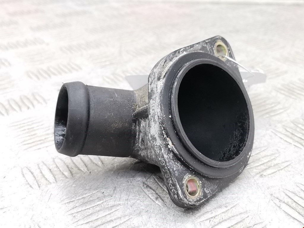 Корпус термостата AUDI A4 B5 1995-2001