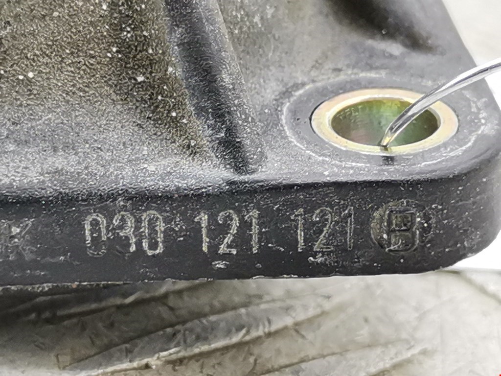 Корпус термостата AUDI A4 B5 1995-2001