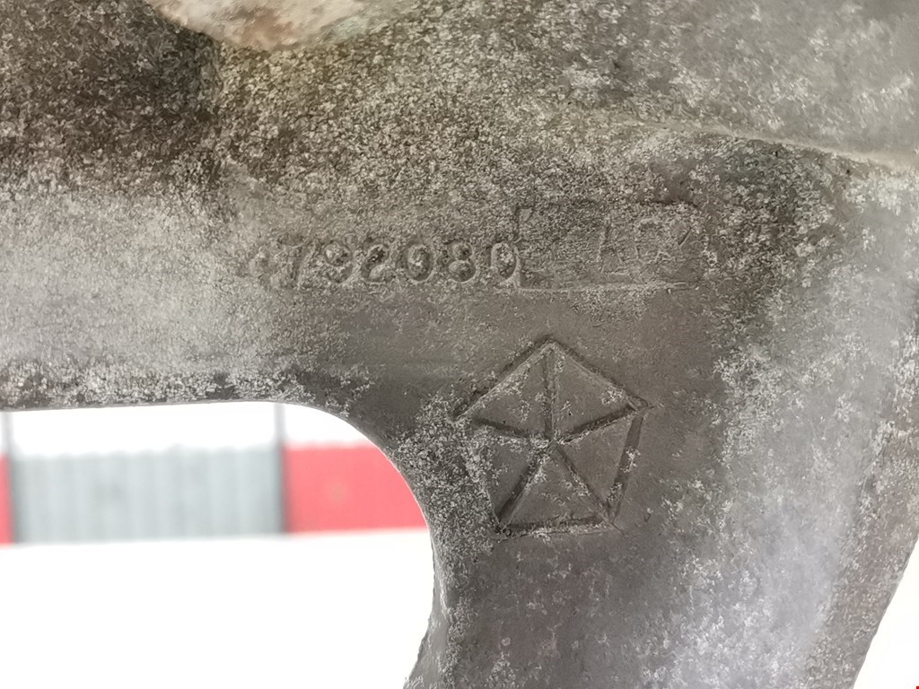 Кронштейн генератора CHRYSLER Voyager III GS 1995-2000