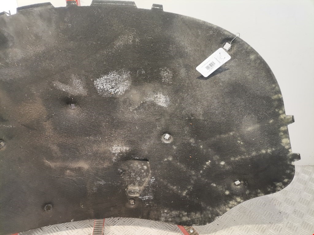 Шумоизоляция капота VOLKSWAGEN Passat B6 2005-2011