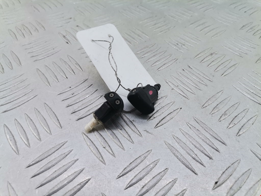 Форсунка омывателя лобового стекла CHRYSLER PT Cruser 2000-2010