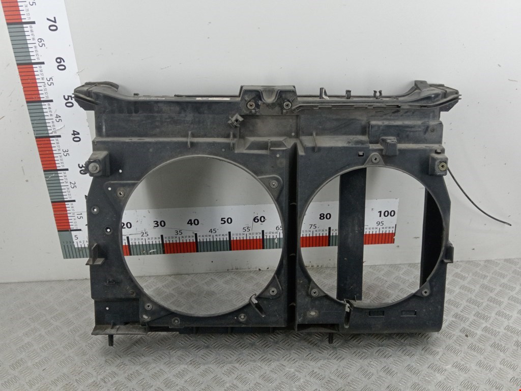 Панель передняя (передняя монтажная панель рамка передняя телевизор) Peugeot 807 (2002-2010)