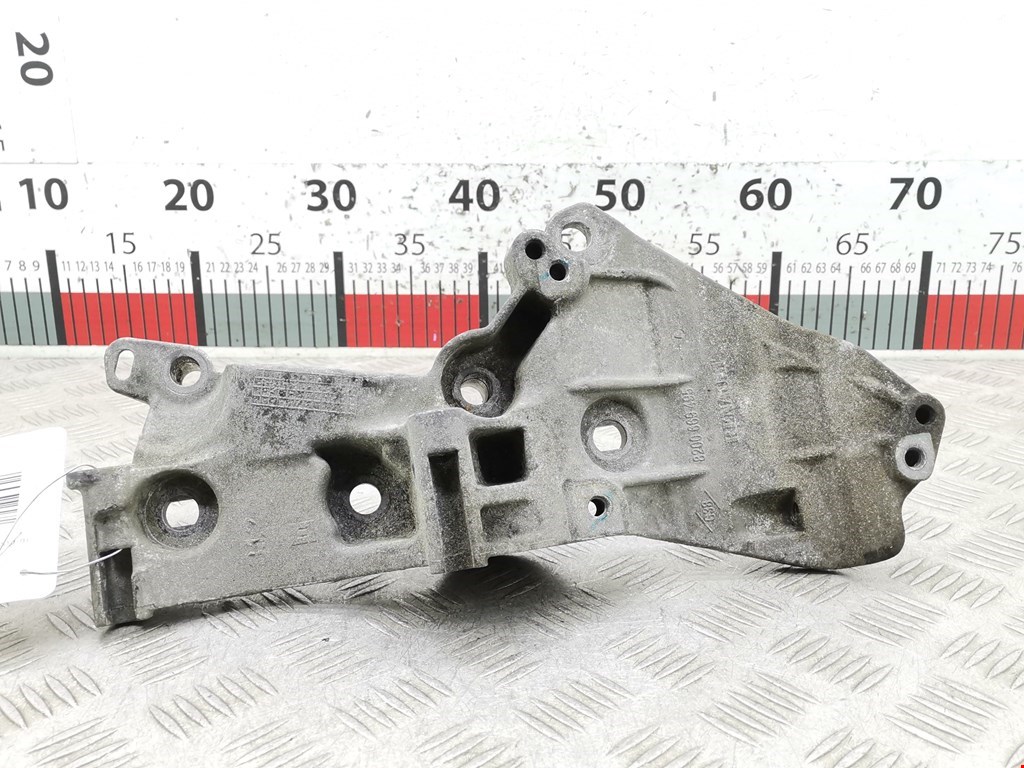 Кронштейн генератора NISSAN Qashqai J10 2006-2013