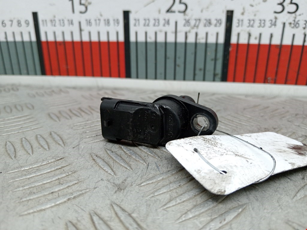 Датчик положения распредвала KIA Carens 2006-2012