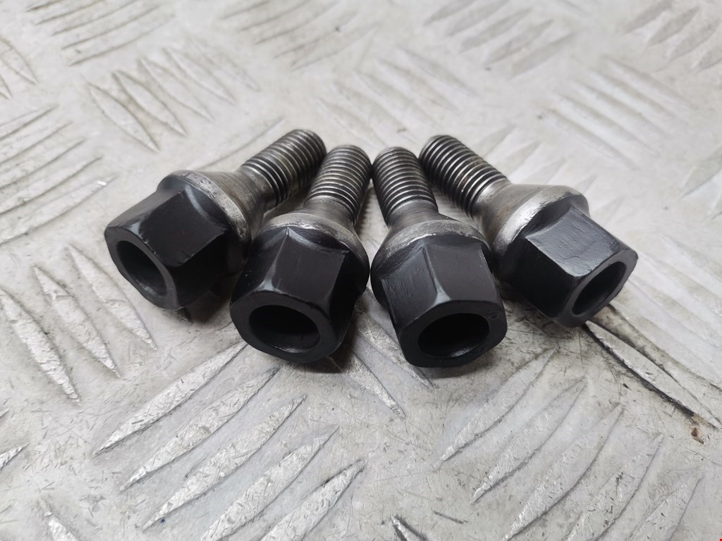 Болты DACIA Logan II 2014-2020