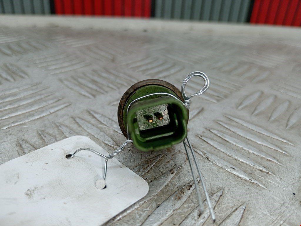 Датчик температуры (охлаждающей жидкости) FORD Focus II 2005-2011