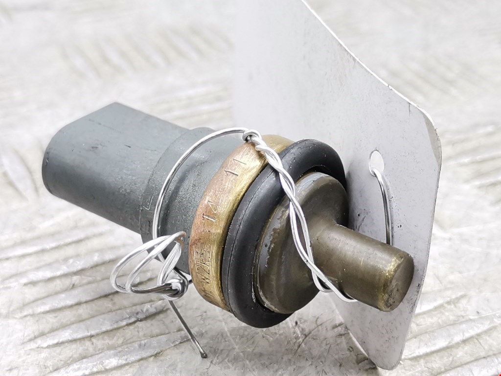 Датчик температуры охлаждающей жидкости Skoda Fabia 1 (1999-2007)