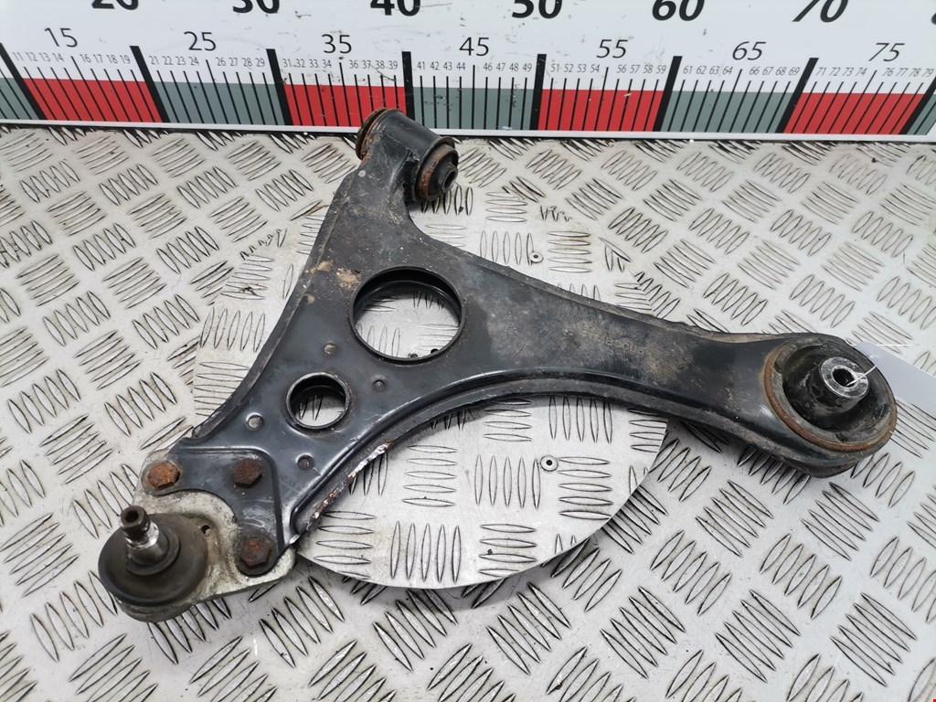 Рычаг передний правый VOLKSWAGEN Golf V 2003-2009