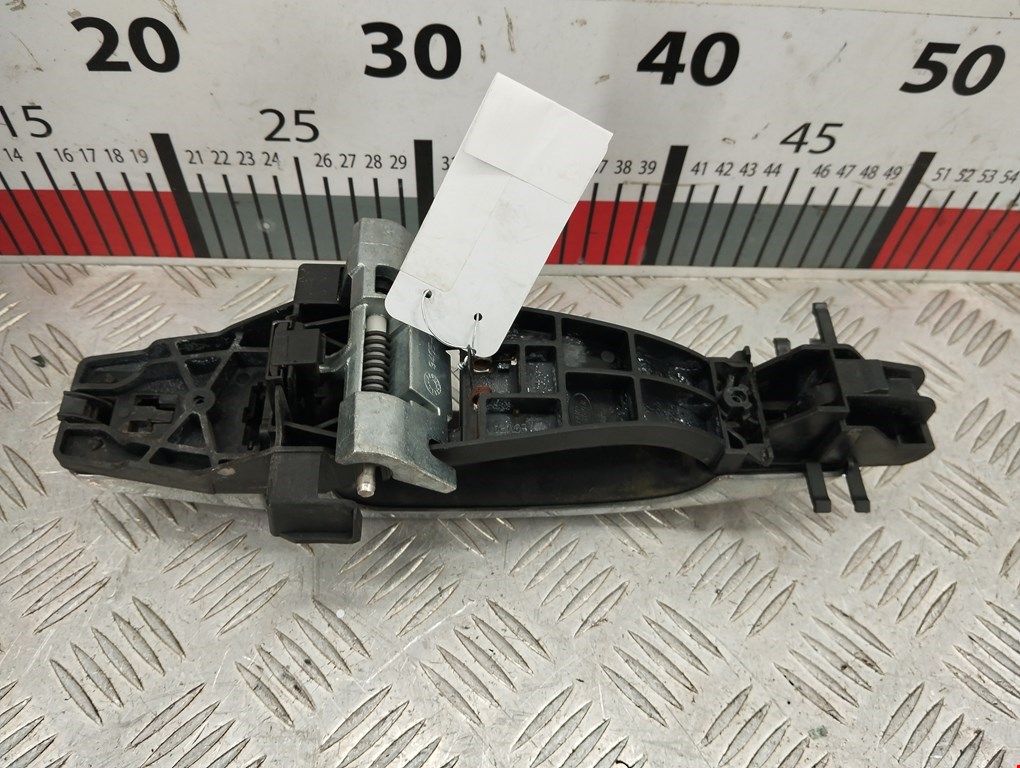 Ручка двери задней наружная левая LAND ROVER Discovery III 2005-2009