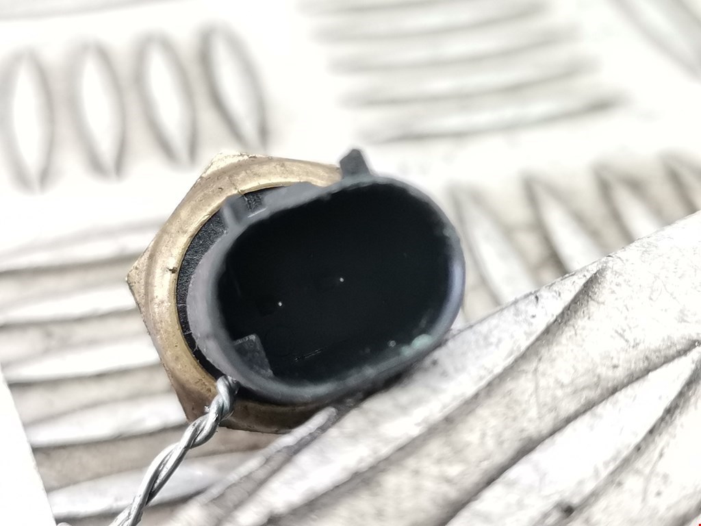 Датчик температуры (охлаждающей жидкости) MERCEDES-BENZ C-Class C-klasse W204 2007-2015