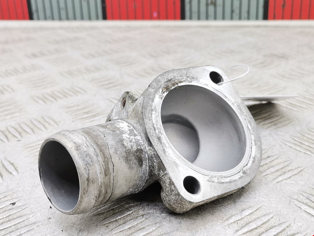 Корпус термостата KIA Cee'd II 2012-2018