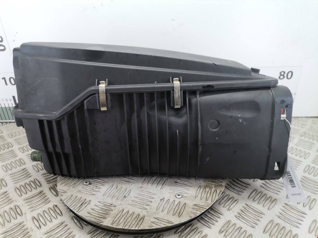 Корпус воздушного фильтра MERCEDES-BENZ C-Class C-klasse W204 2007-2015