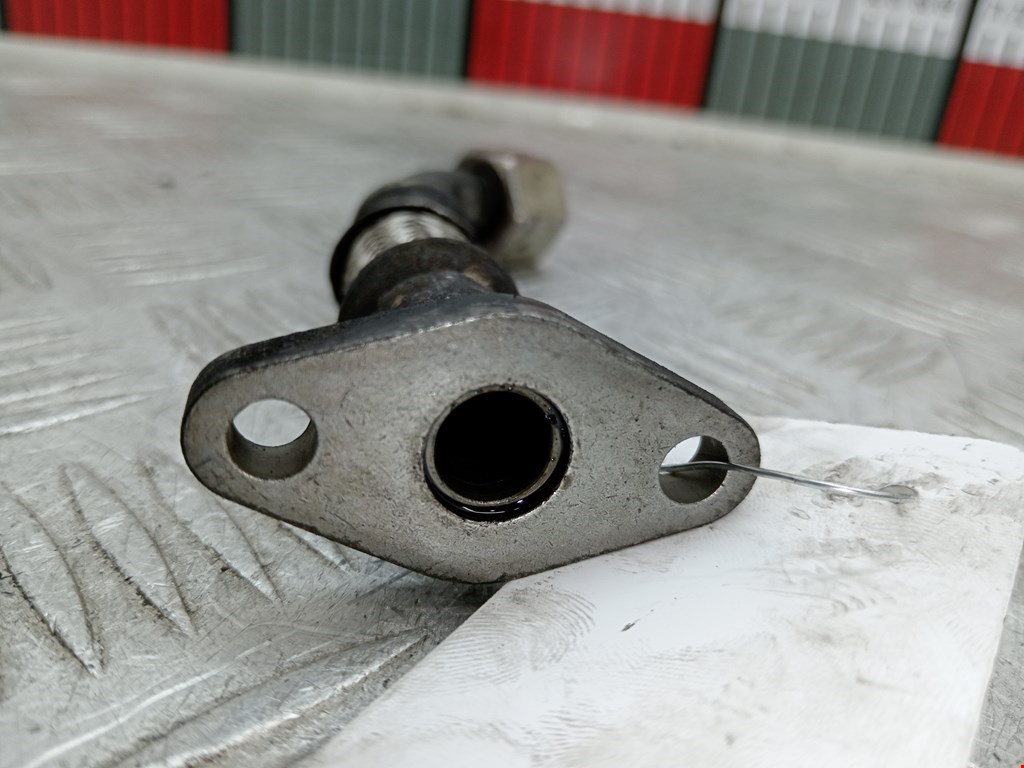 Трубка нагнетателя VOLKSWAGEN Passat B6 2005-2011