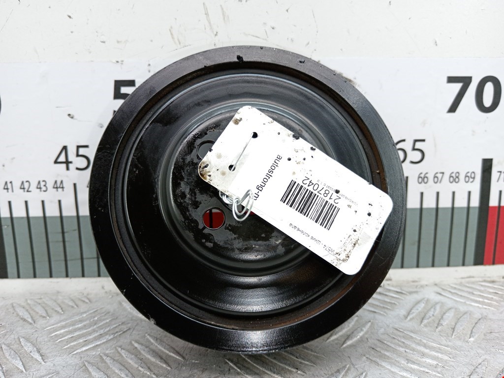 Шестерня коленвала (шкив) VOLKSWAGEN Passat B6 2005-2011