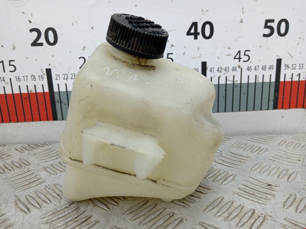 Бачок ГУР (гидроусилителя) MAZDA 323 BA 1994-1998