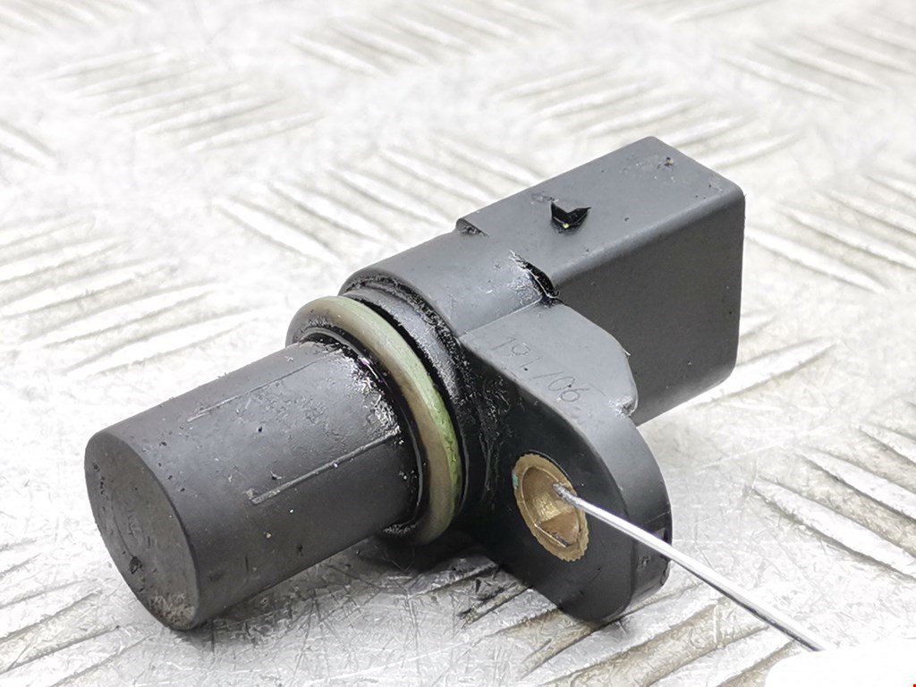 Датчик положения распредвала BMW 3er E90/E91 2005-2012