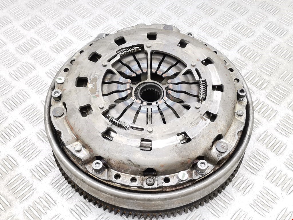 Маховик (демпфер сцепления) BMW 3er E90/E91 2005-2012