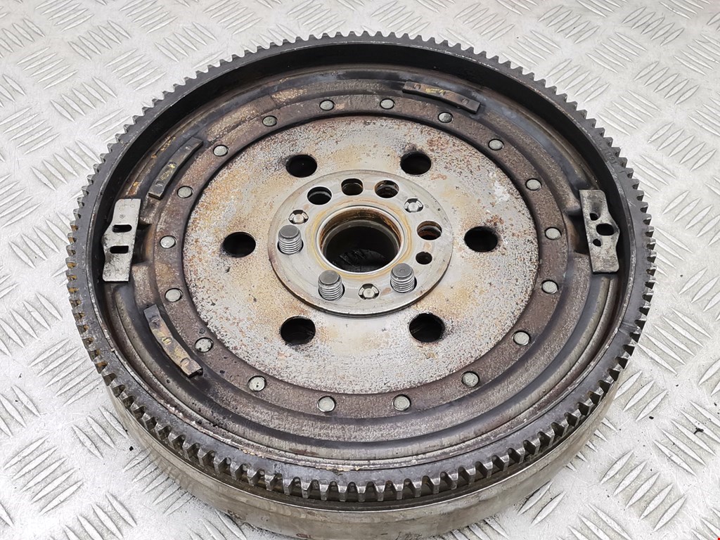 Маховик (демпфер сцепления) BMW 3er E90/E91 2005-2012