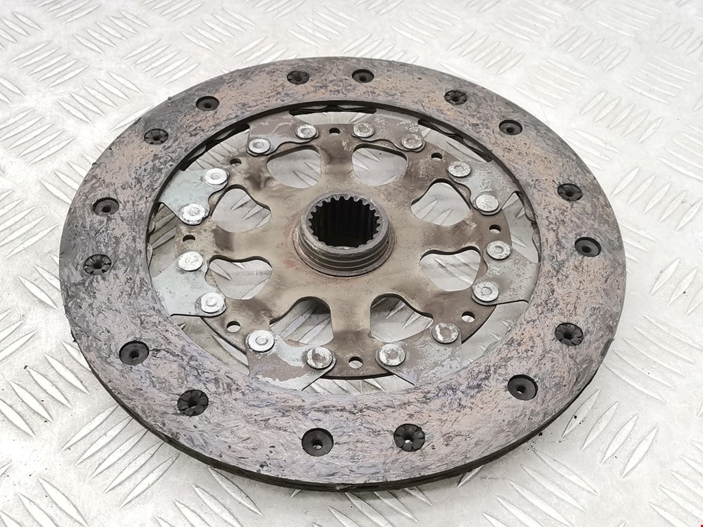 Маховик (демпфер сцепления) BMW 3er E90/E91 2005-2012