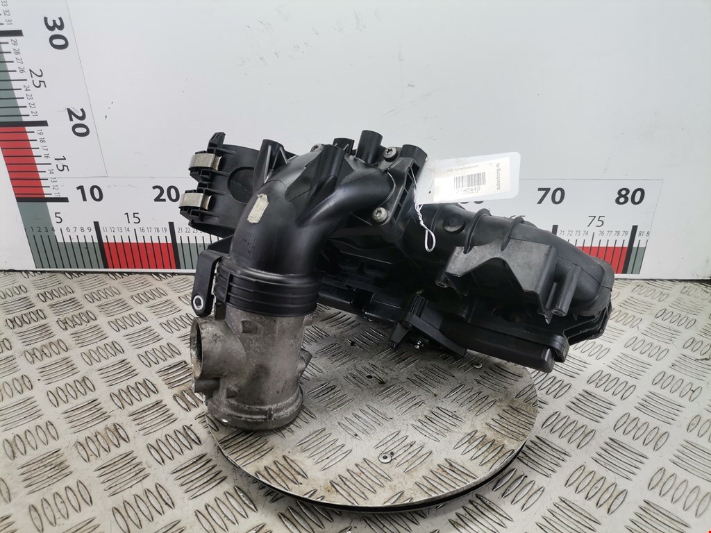 Коллектор впускной MERCEDES-BENZ C-Class C-klasse W204 2007-2015