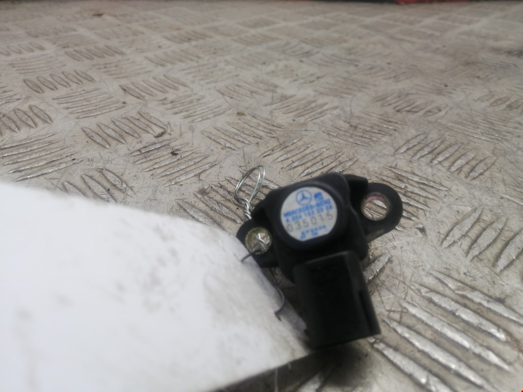 Датчик давления воздуха (наддува) Mercedes C-Class (W203) (2000-2008)