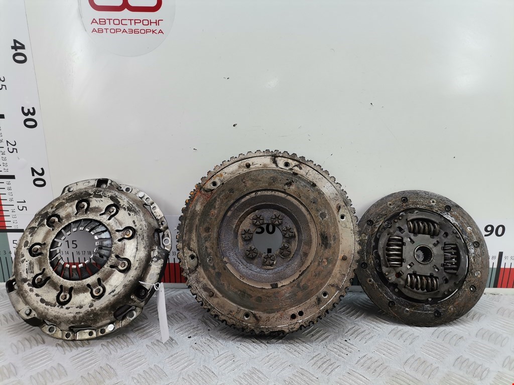 Маховик (демпфер сцепления) RENAULT Scenic II 2003-2010