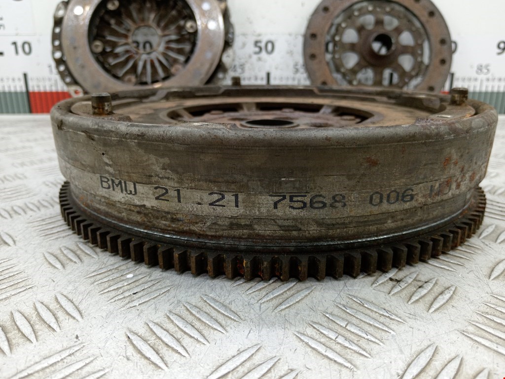 Маховик (демпфер сцепления) BMW 3er E90/E91 2005-2012