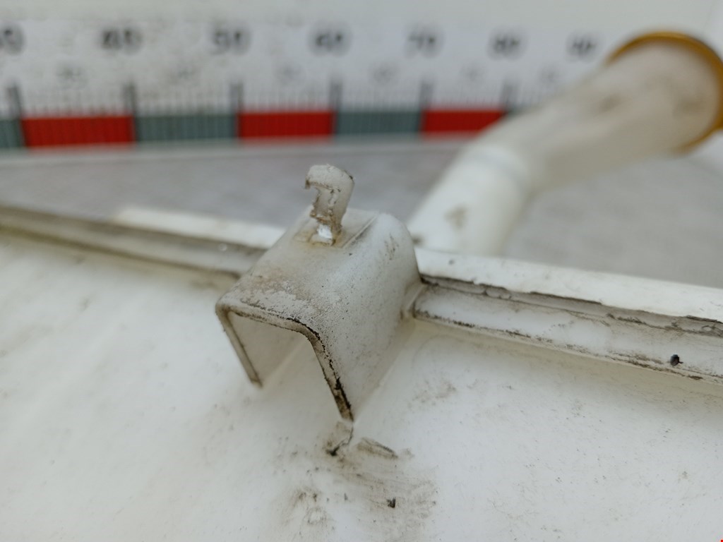 Бачок омывателя NISSAN Primera P11 1996-2002