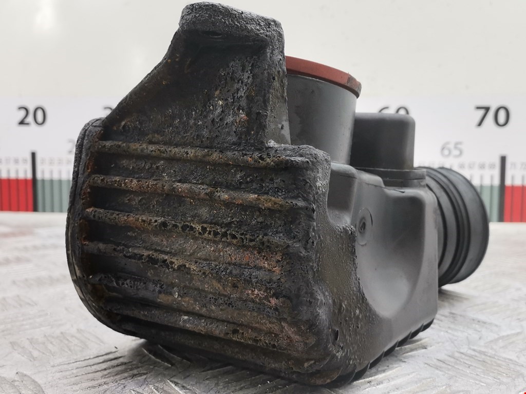 Резонатор воздушного фильтра MERCEDES-BENZ C-Class C-klasse W203 2000-2007