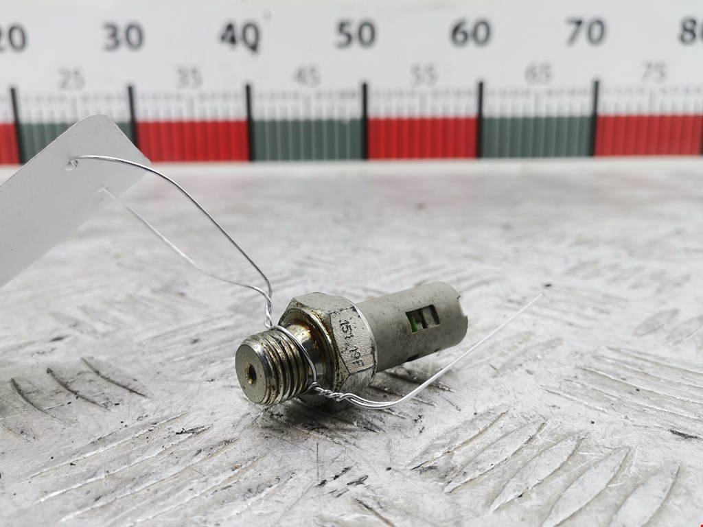 Датчик давления масла VOLVO V40 I 1995-2004